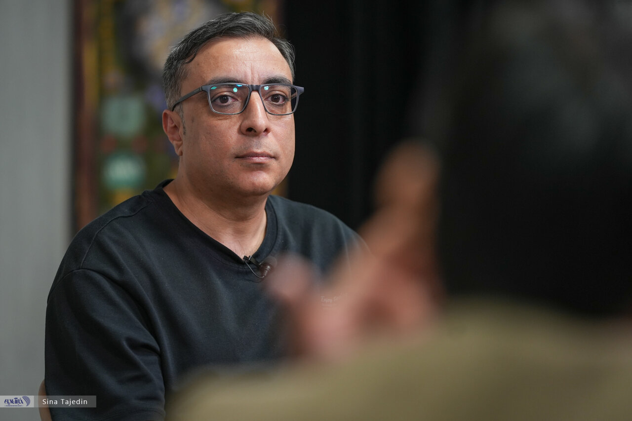 فیلترینگ یکی از سه دلیل اصلی مهاجرت است/ گوشهای «زامبی» حتی هنگام قطع اینترنت بینالملل، مهاجم هستند / «مافیا» نه، آنان «ذینفعان» فیلترینگ هستند