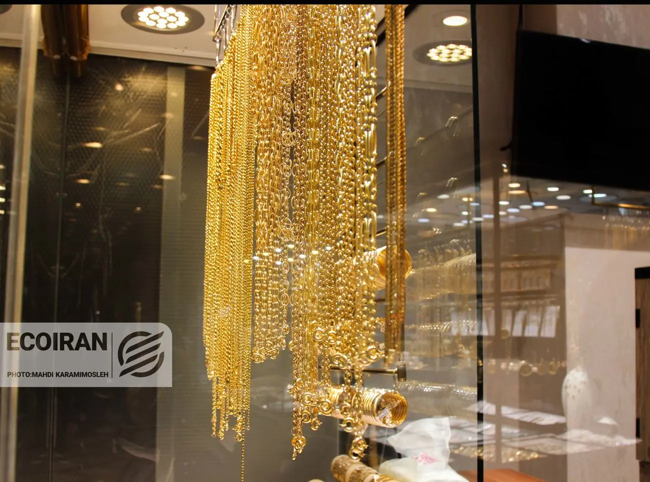 پیشبینی قیمت طلا، سکه و دلار امروز ۱۱ بهمن ۱۴۰۴ پیشبینی قیمت طلا، سکه و دلار امروز ۱۱ بهمن ۱۴۰۴