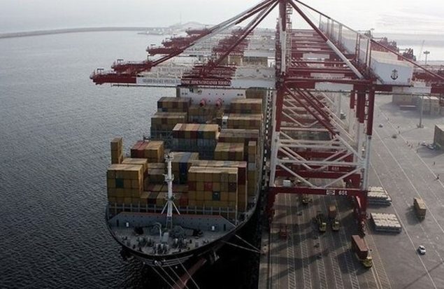 تردد کالا در مرزهای زمینی به شکل محدودتر در جریان است