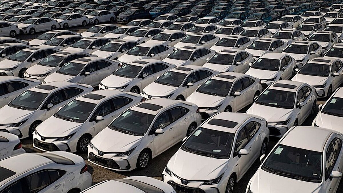 مبنای ارزی واردات خودرو مشخص شد/ قیمت‌گذاری با فرمول جدید انجام می‌شود