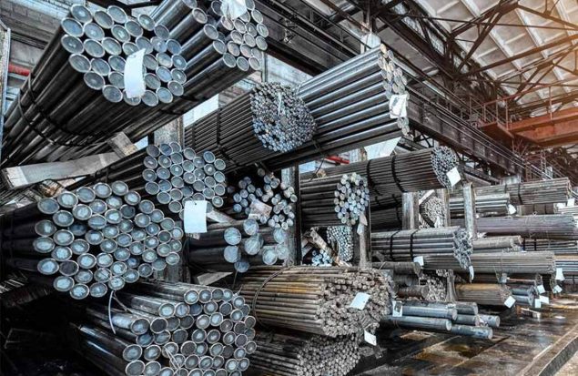 محتکران با اعلام عرضه محصولات فولادی، مجبور به خروج کالاها از انبارها شدند