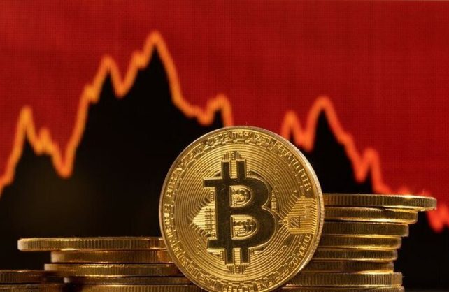 آخرین وضعیت بازار رمزارزها در جهان / افزایش قیمت بیت‌کوین معکوس شد