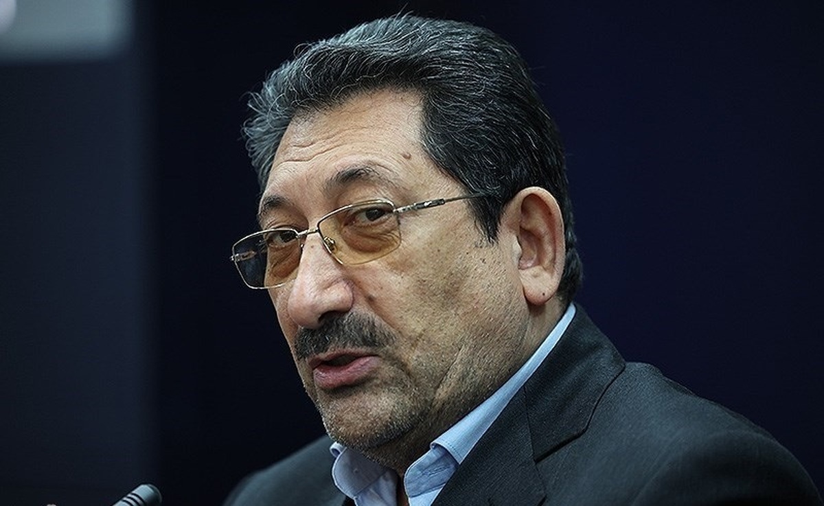 هشدار وزیر صمت: اجازه توقف تولید داده نمیشود/ دستور فوری برای رفع موانع بنادر هشدار وزیر صمت: اجازه توقف تولید داده نمیشود/ دستور فوری برای رفع موانع بنادر