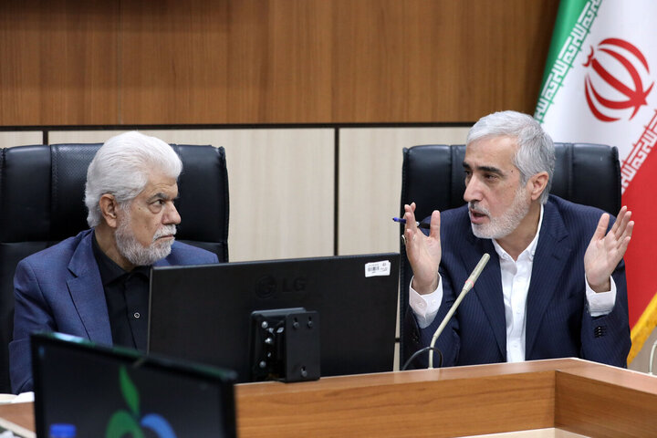 پیرصالحی: ۵۰ درصد ذخایر دارویی در جنگ آزاد شد پیرصالحی: ۵۰ درصد ذخایر دارویی در جنگ آزاد شد