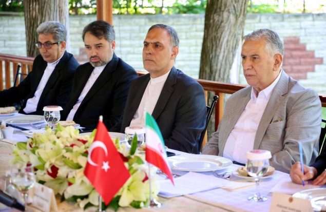 هدفگذاری تجارت ۵۰ میلیارد دلاری ایران و ترکیه در دستور کار دو کشور هدفگذاری تجارت ۵۰ میلیارد دلاری ایران و ترکیه در دستور کار دو کشور