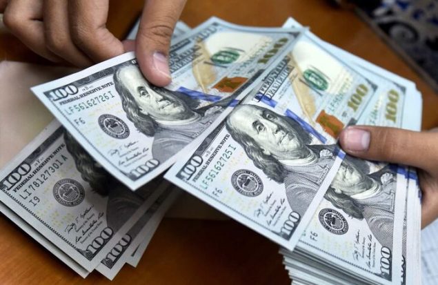 پایان استفاده از ارزهای تحمیلی/ مخالفت با واردات بدون انتقال ارز از ابتدا اشتباه بود پایان استفاده از ارزهای تحمیلی/ مخالفت با واردات بدون انتقال ارز از ابتدا اشتباه بود