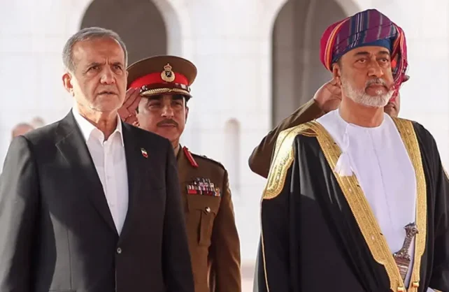 سیگنال جدید از عمان به بازار طلا و دلار/ دلار در آستانه ۲۴۰ هزار تومان؟/ بازار منتظر خبر مهم روز دوشنبه سیگنال جدید از عمان به بازار طلا و دلار/ دلار در آستانه ۲۴۰ هزار تومان؟/ بازار منتظر خبر مهم روز دوشنبه