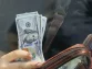 پایان تغییرات آزادانه ارز مسافری؛ ضوابط جدید بانک مرکزی ابلاغ شد
